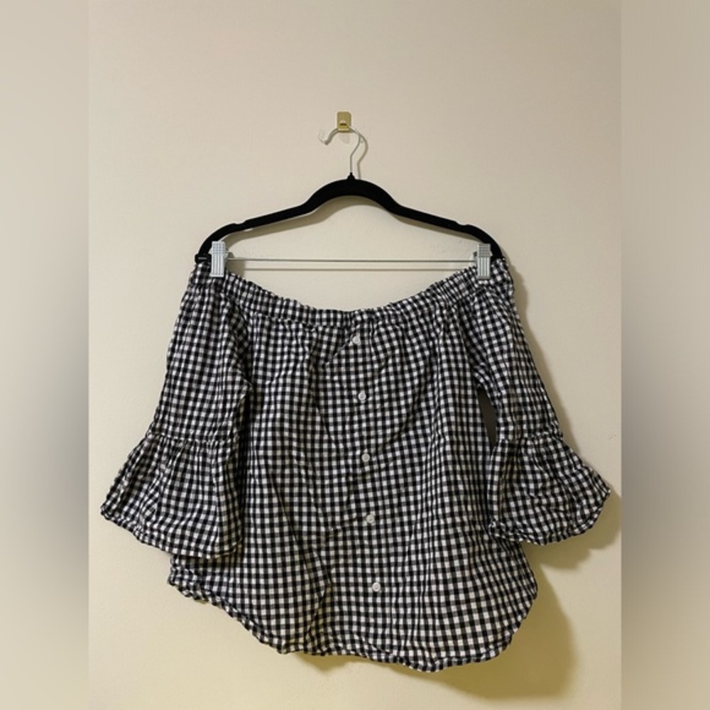 Indulge‎ Off the Shoulder Gingham Belle Sleeve Top - L